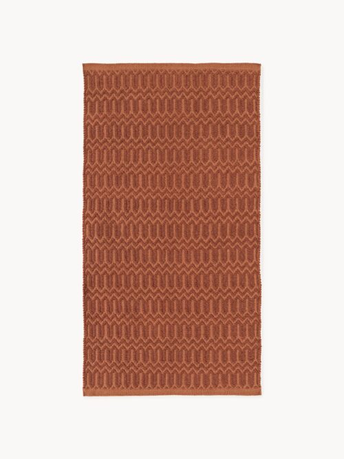 Hand-Woven Indoor & Outdoor Rug Rune with Geometric Pattern