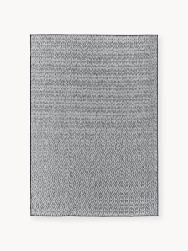 Indoor & Outdoor Reversible Rug Cort with Zigzag Pattern