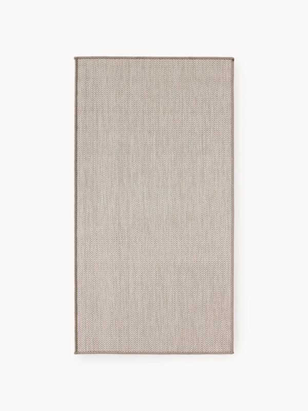 Indoor & Outdoor Reversible Rug Cort with Zigzag Pattern