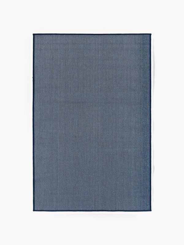 Indoor & Outdoor Reversible Rug Cort with Zigzag Pattern