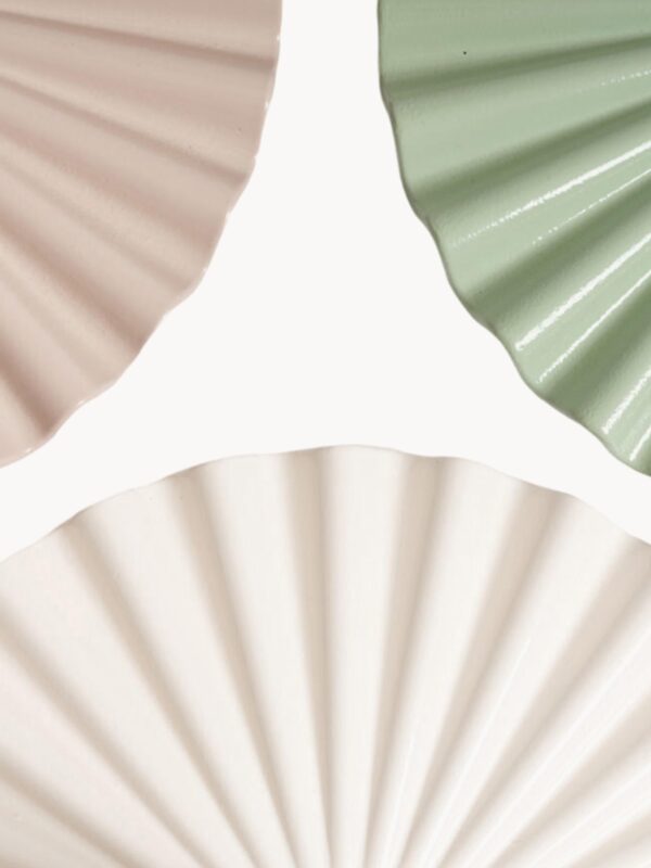 Round Xl Parasol Stand Clamshell