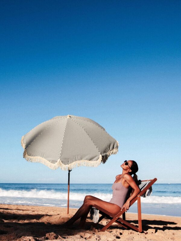 Tiltable Beach Umbrella Retro with Fringes, Ø 180 cm