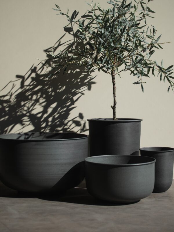 Outdoor Flower Pots Out, Set of 2