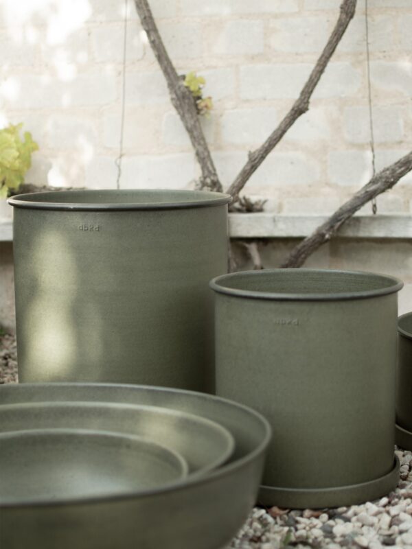 Outdoor Flower Pots Out, Set of 2