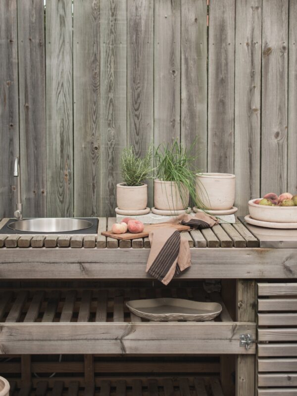 Outdoor Terracotta Flower Pot Terra, H 18 cm Outdoor Terracotta Flower Pot Terra, H 18 cm