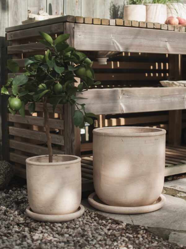 Outdoor Terracotta Flower Pot Terra, H 26 cm Outdoor Terracotta Flower Pot Terra, H 26 cm