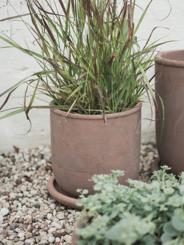 Outdoor Terracotta Flower Pot Terra, H 26 cm Outdoor Terracotta Flower Pot Terra, H 26 cm