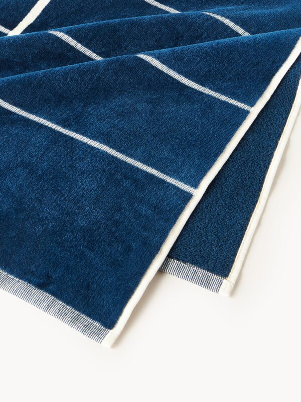 XL Beach Towel Ivone with Stripes